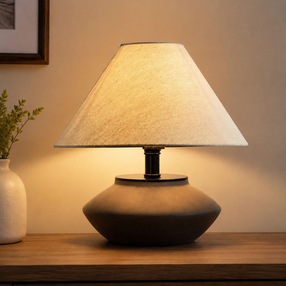 greenfx Farmhouse Ceramic Table Lamp – Black Base, Linen Shade